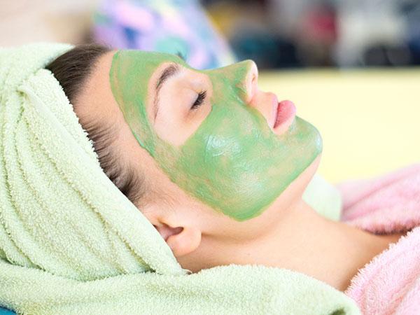 Hé lộ cách làm mặt nạ nha đam tại nhà dưỡng da trắng sáng