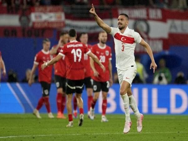 Thổ Nhĩ Kỳ hạ Áo có thể vào đến chung kết EURO 2024
