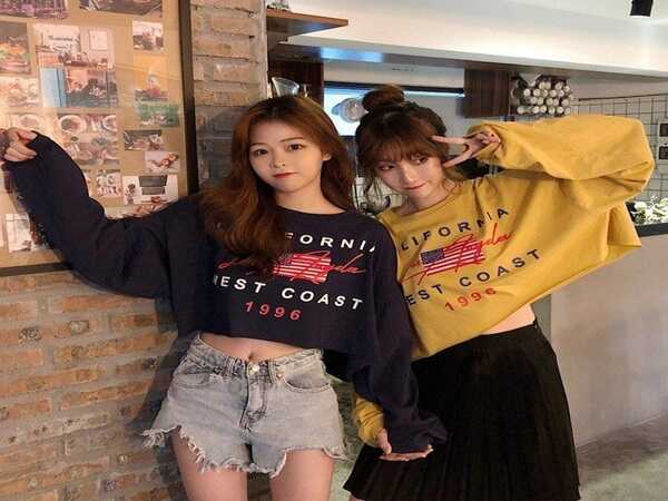 5 cách phối đồ với áo croptop tay dài không thể bỏ qua