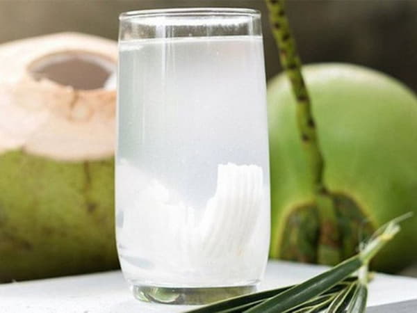 Cung cấp nước và cân bằng điện giải